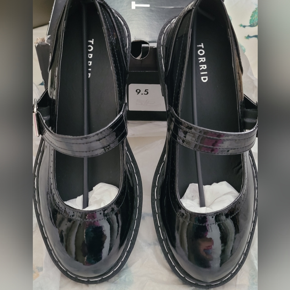 Mary Jane, Torrid, size 9.5 Black